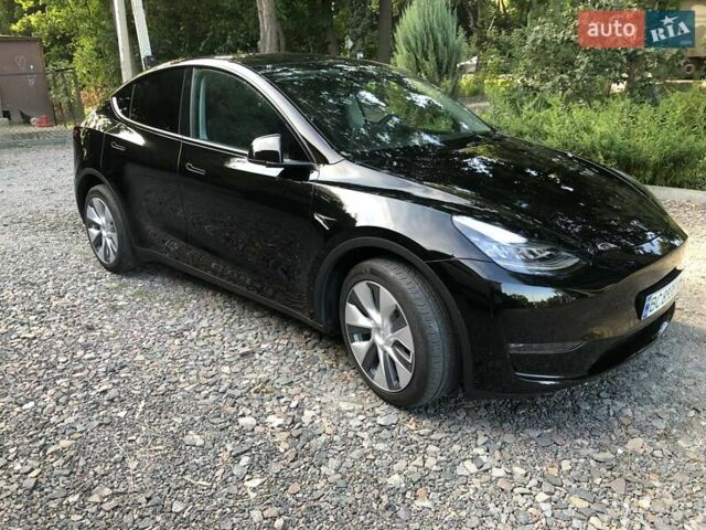Черный Тесла Model Y, объемом двигателя 0 л и пробегом 35 тыс. км за 27500 $, фото 1 на Automoto.ua