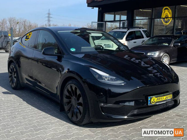 Чорний Тесла Model Y, об'ємом двигуна 82 л та пробігом 7 тис. км за 46200 $, фото 1 на Automoto.ua