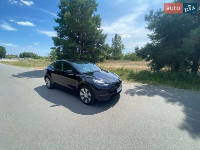 Черный Тесла Model Y, объемом двигателя 0 л и пробегом 6 тыс. км за 34000 $, фото 1 на Automoto.ua