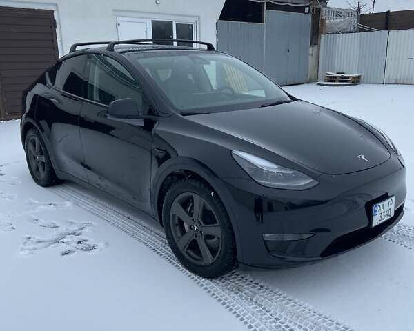 Черный Тесла Model Y, объемом двигателя 0 л и пробегом 42 тыс. км за 31000 $, фото 1 на Automoto.ua