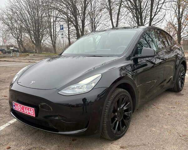 Черный Тесла Model Y, объемом двигателя 0 л и пробегом 35 тыс. км за 21300 $, фото 1 на Automoto.ua
