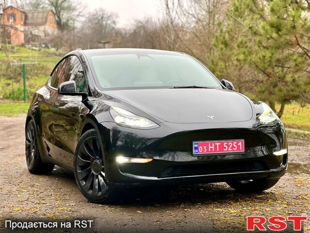 Черный Тесла Model Y, объемом двигателя 0.39 л и пробегом 71 тыс. км за 24400 $, фото 1 на Automoto.ua