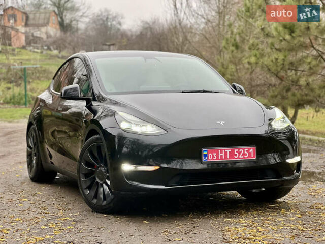 Черный Тесла Model Y, объемом двигателя 0 л и пробегом 71 тыс. км за 24400 $, фото 1 на Automoto.ua