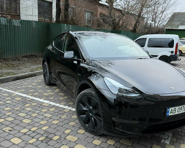 Черный Тесла Model Y, объемом двигателя 0 л и пробегом 9 тыс. км за 31000 $, фото 1 на Automoto.ua
