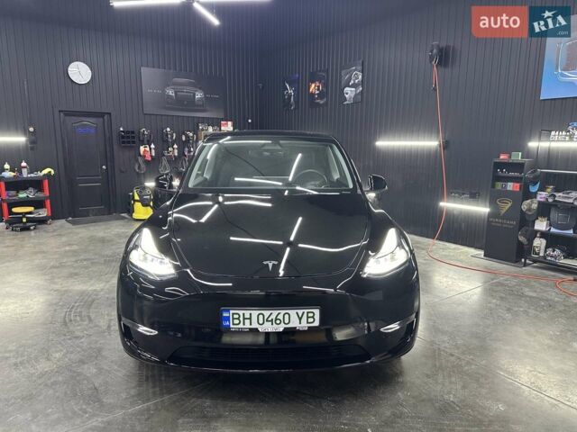 Черный Тесла Model Y, объемом двигателя 0 л и пробегом 80 тыс. км за 27500 $, фото 1 на Automoto.ua