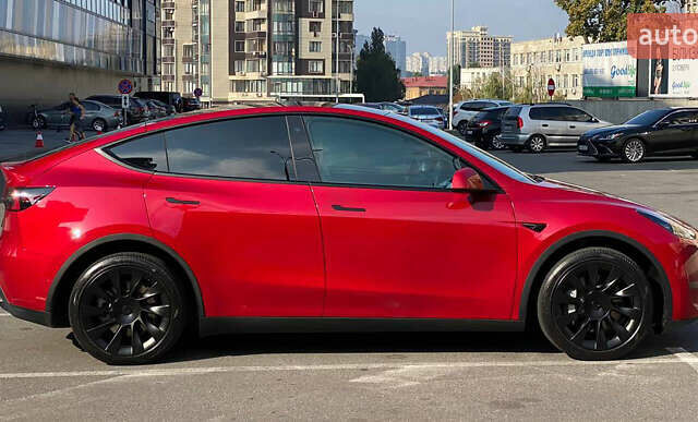 Красный Тесла Model Y, объемом двигателя 0 л и пробегом 50 тыс. км за 38500 $, фото 1 на Automoto.ua