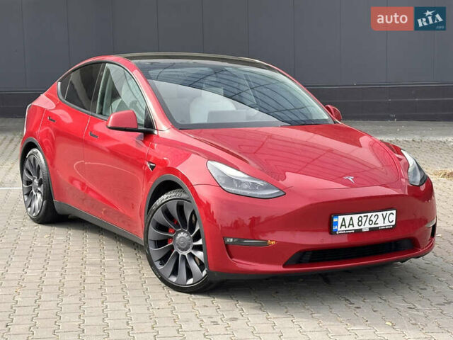 Тесла Model Y 2021 в Киеве на Automoto.ua Красный Тесла Model Y, объемом двигателя 0 л и пробегом 83 тыс. км за 24900 $, фото 1 на Automoto.ua