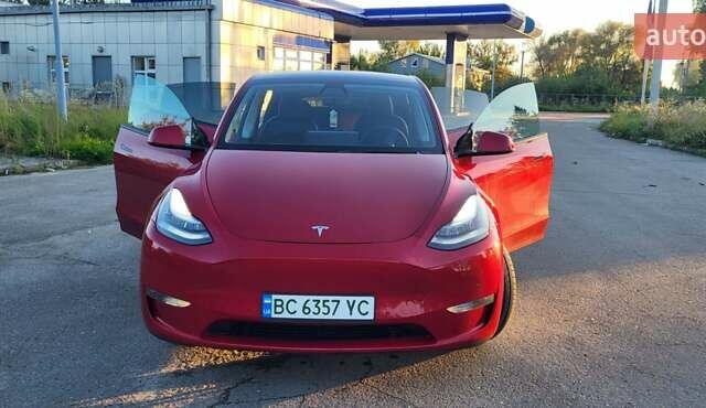 Красный Тесла Model Y, объемом двигателя 0 л и пробегом 72 тыс. км за 23000 $, фото 1 на Automoto.ua