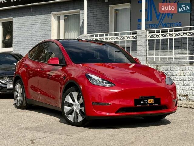 Красный Тесла Model Y, объемом двигателя 0 л и пробегом 75 тыс. км за 25000 $, фото 1 на Automoto.ua