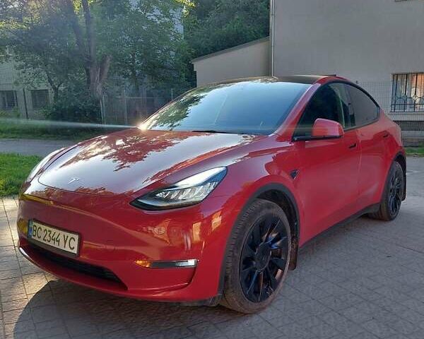 Красный Тесла Model Y, объемом двигателя 0 л и пробегом 60 тыс. км за 31500 $, фото 1 на Automoto.ua