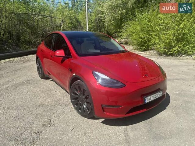 Красный Тесла Model Y, объемом двигателя 0 л и пробегом 29 тыс. км за 35000 $, фото 1 на Automoto.ua