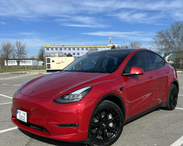 Красный Тесла Model Y, объемом двигателя 0 л и пробегом 8 тыс. км за 37500 $, фото 1 на Automoto.ua