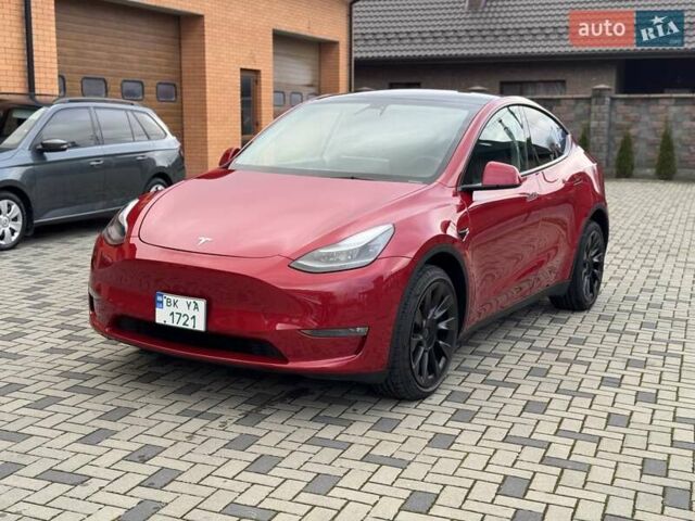 Красный Тесла Model Y, объемом двигателя 0 л и пробегом 10 тыс. км за 28000 $, фото 1 на Automoto.ua