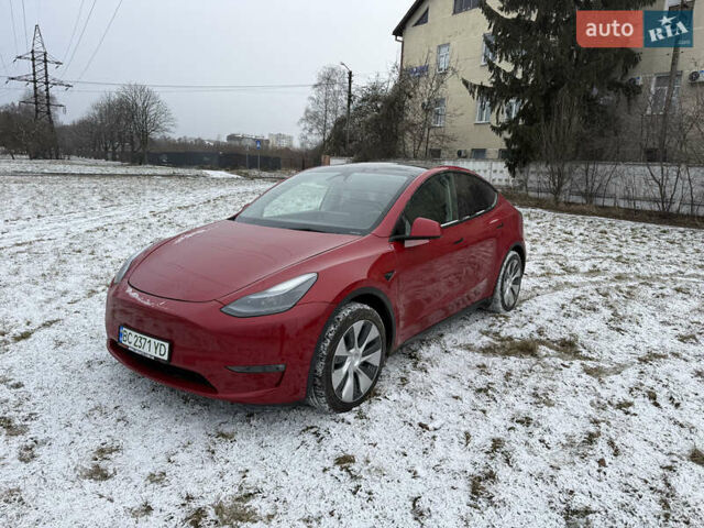 Красный Тесла Model Y, объемом двигателя 0 л и пробегом 32 тыс. км за 25499 $, фото 1 на Automoto.ua