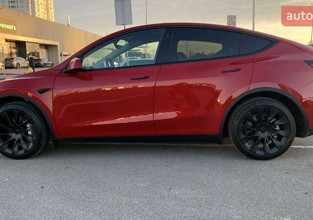 Красный Тесла Model Y, объемом двигателя 0 л и пробегом 6 тыс. км за 42000 $, фото 1 на Automoto.ua