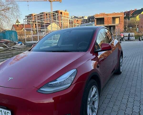 Червоний Тесла Model Y, об'ємом двигуна 0 л та пробігом 30 тис. км за 28000 $, фото 1 на Automoto.ua