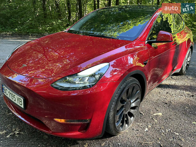 Красный Тесла Model Y, объемом двигателя 0 л и пробегом 9 тыс. км за 30000 $, фото 1 на Automoto.ua