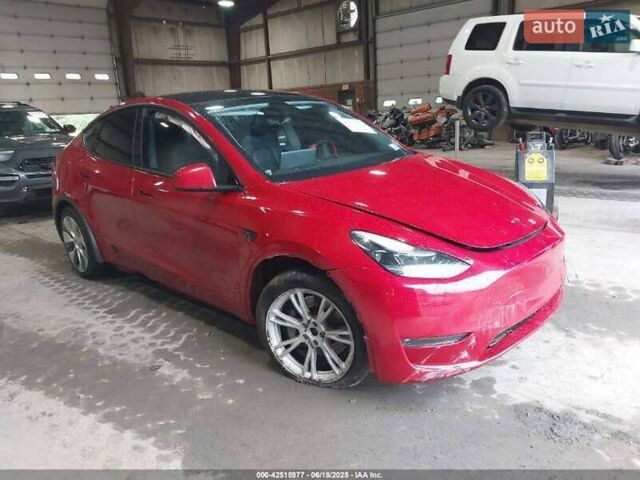 Красный Тесла Model Y, объемом двигателя 0 л и пробегом 108 тыс. км за 20800 $, фото 1 на Automoto.ua