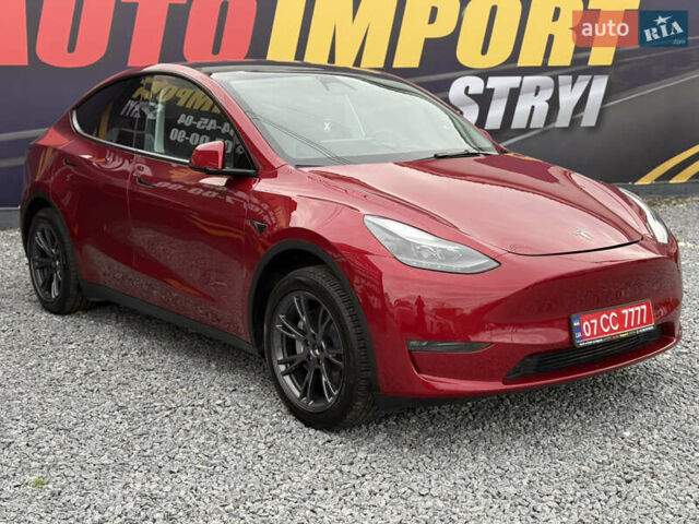 Червоний Тесла Model Y, об'ємом двигуна 0 л та пробігом 8 тис. км за 26200 $, фото 1 на Automoto.ua