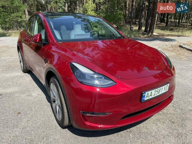 Красный Тесла Model Y, объемом двигателя 0 л и пробегом 28 тыс. км за 38600 $, фото 1 на Automoto.ua