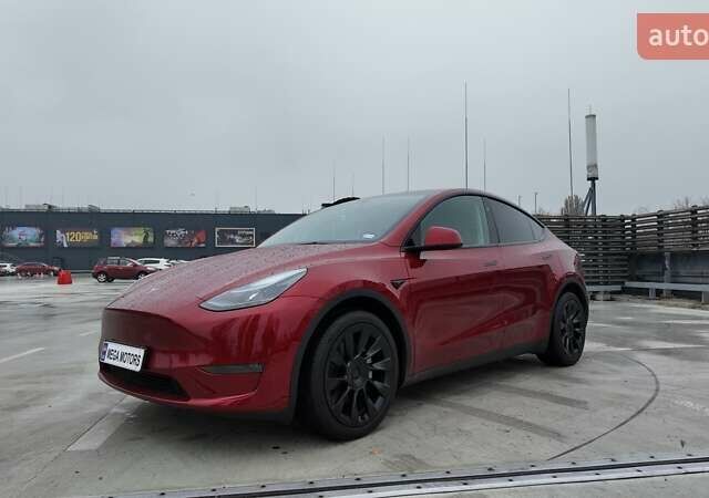Червоний Тесла Model Y, об'ємом двигуна 0 л та пробігом 10 тис. км за 32490 $, фото 1 на Automoto.ua
