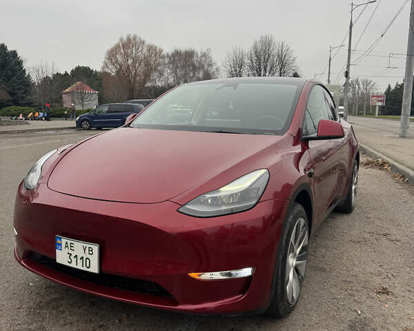 Красный Тесла Model Y, объемом двигателя 0 л и пробегом 26 тыс. км за 28900 $, фото 1 на Automoto.ua