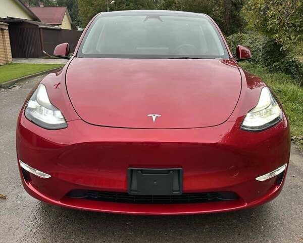 Красный Тесла Model Y, объемом двигателя 0 л и пробегом 18 тыс. км за 31500 $, фото 1 на Automoto.ua
