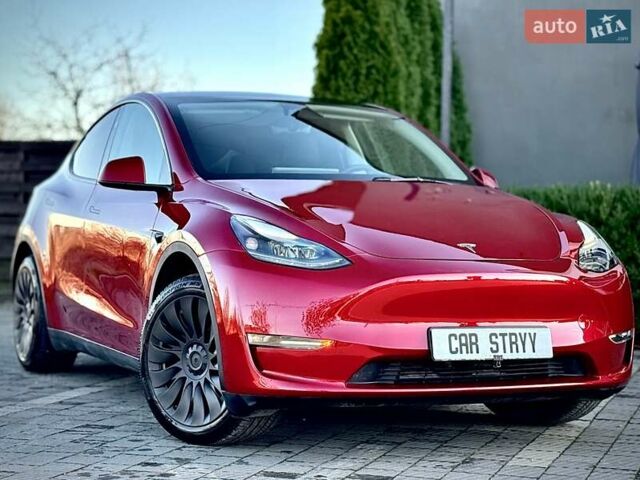 Красный Тесла Model Y, объемом двигателя 0 л и пробегом 8 тыс. км за 29999 $, фото 1 на Automoto.ua