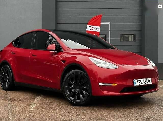 Тесла Model Y, объемом двигателя 4.25 л и пробегом 47 тыс. км за 29999 $, фото 1 на Automoto.ua