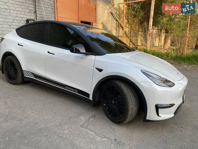Тесла Model Y, объемом двигателя 0 л и пробегом 19 тыс. км за 27900 $, фото 1 на Automoto.ua