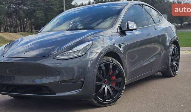 Тесла Model Y, объемом двигателя 0 л и пробегом 61 тыс. км за 27000 $, фото 1 на Automoto.ua
