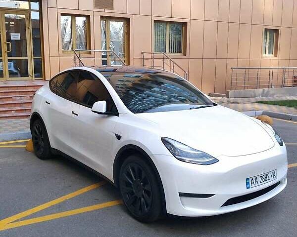Тесла Model Y, объемом двигателя 0 л и пробегом 29 тыс. км за 54500 $, фото 1 на Automoto.ua