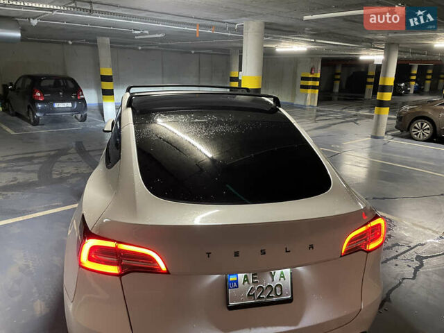 Тесла Model Y, объемом двигателя 0 л и пробегом 95 тыс. км за 31500 $, фото 1 на Automoto.ua