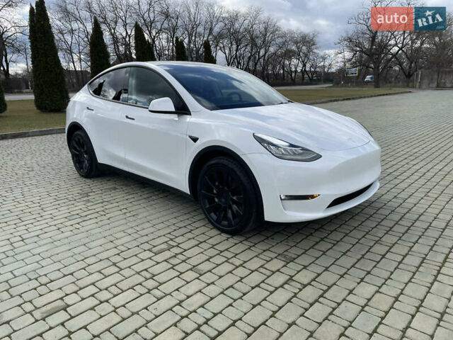 Тесла Model Y, объемом двигателя 0 л и пробегом 12 тыс. км за 35000 $, фото 1 на Automoto.ua