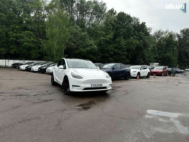 Тесла Model Y, объемом двигателя 0 л и пробегом 3 тыс. км за 32500 $, фото 1 на Automoto.ua