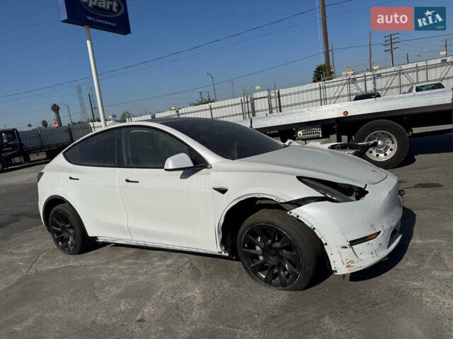 Тесла Model Y, объемом двигателя 0 л и пробегом 55 тыс. км за 12100 $, фото 1 на Automoto.ua
