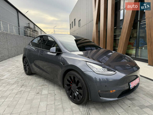 Серый Тесла Model Y, объемом двигателя 0 л и пробегом 104 тыс. км за 21500 $, фото 1 на Automoto.ua