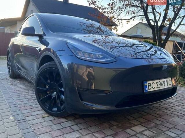 Тесла Model Y 2020 в Яворове на Automoto.ua Серый Тесла Model Y, объемом двигателя 0 л и пробегом 121 тыс. км за 22500 $, фото 1 на Automoto.ua