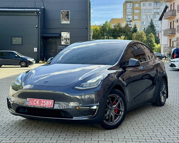 Сірий Тесла Model Y, об'ємом двигуна 0 л та пробігом 100 тис. км за 24000 $, фото 1 на Automoto.ua
