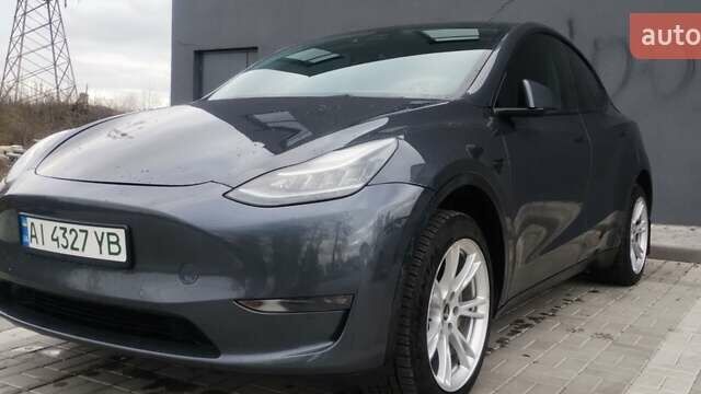 Серый Тесла Model Y, объемом двигателя 0 л и пробегом 178 тыс. км за 21000 $, фото 1 на Automoto.ua