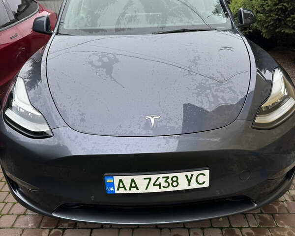 Серый Тесла Model Y, объемом двигателя 0 л и пробегом 85 тыс. км за 23000 $, фото 1 на Automoto.ua