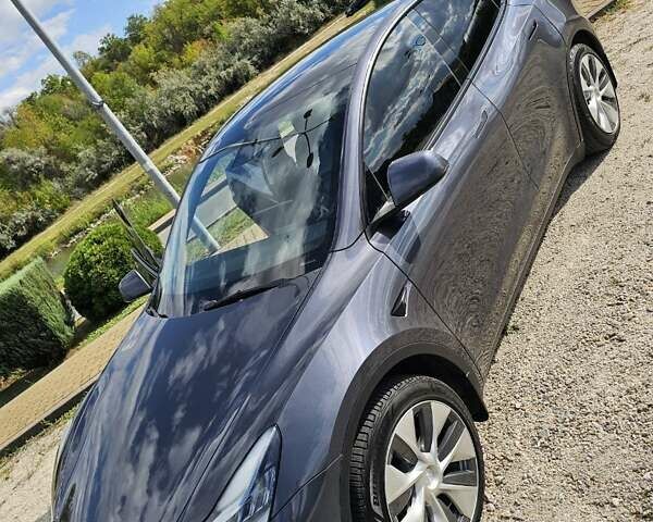 Сірий Тесла Model Y, об'ємом двигуна 0 л та пробігом 87 тис. км за 27000 $, фото 1 на Automoto.ua