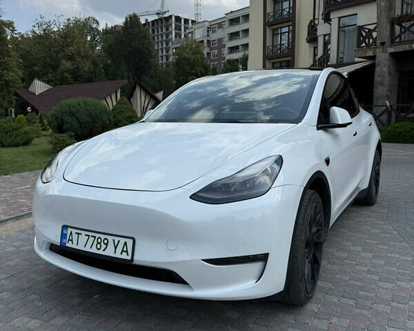 Серый Тесла Model Y, объемом двигателя 0 л и пробегом 60 тыс. км за 25200 $, фото 1 на Automoto.ua