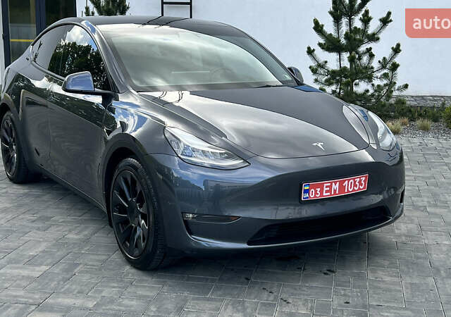 Серый Тесла Model Y, объемом двигателя 0 л и пробегом 110 тыс. км за 24800 $, фото 1 на Automoto.ua