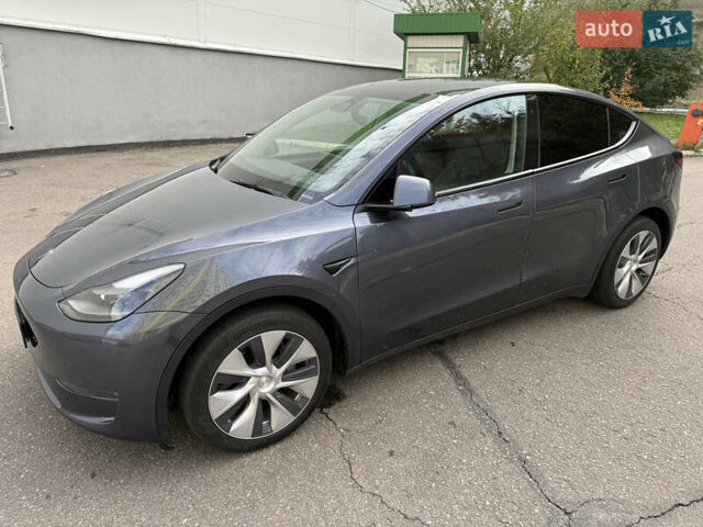 Тесла Model Y 2022 в Киеве на Automoto.ua Серый Тесла Model Y, объемом двигателя 0 л и пробегом 65 тыс. км за 26800 $, фото 1 на Automoto.ua