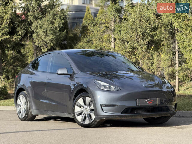 Сірий Тесла Model Y, об'ємом двигуна 0 л та пробігом 67 тис. км за 25000 $, фото 1 на Automoto.ua