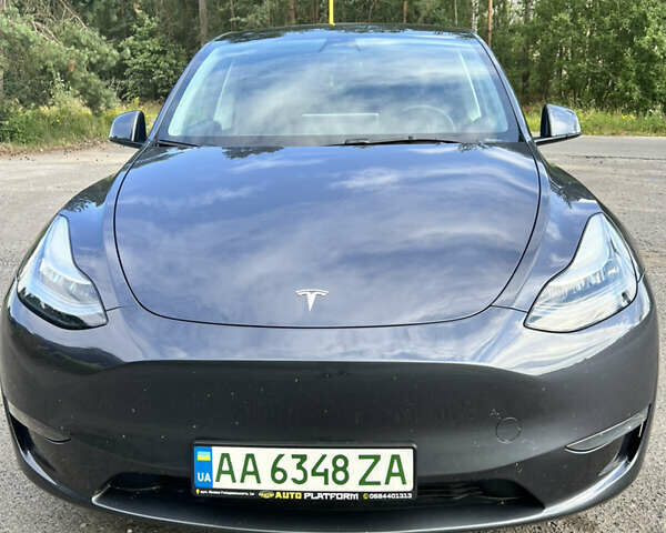 Серый Тесла Model Y, объемом двигателя 0 л и пробегом 16 тыс. км за 29800 $, фото 1 на Automoto.ua