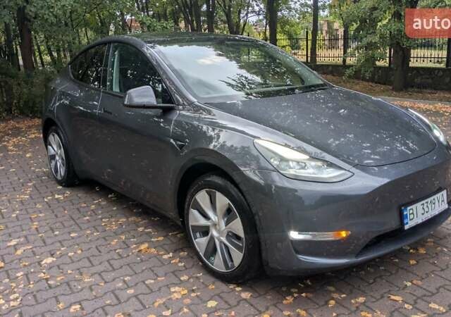 Серый Тесла Model Y, объемом двигателя 0 л и пробегом 115 тыс. км за 26500 $, фото 1 на Automoto.ua