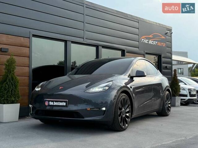 Серый Тесла Model Y, объемом двигателя 0 л и пробегом 85 тыс. км за 23900 $, фото 1 на Automoto.ua