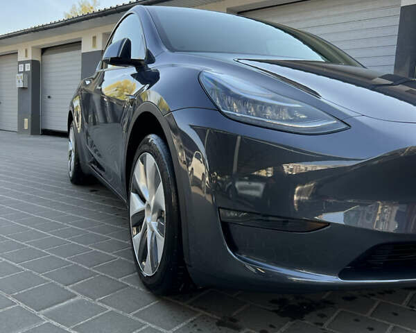 Сірий Тесла Model Y, об'ємом двигуна 0 л та пробігом 26 тис. км за 38000 $, фото 1 на Automoto.ua